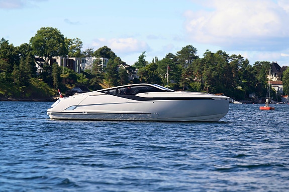 Prisgunstig Fairline F//Line 33 Nå inkl. årets vinteropplag! 13 of 30
