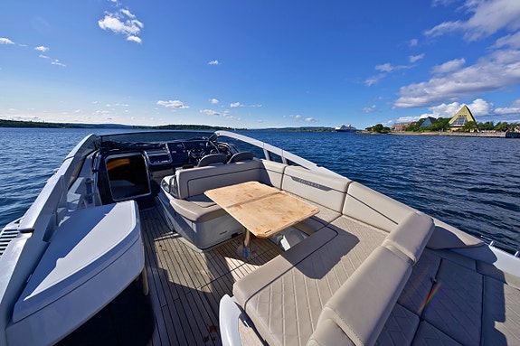 Prisgunstig Fairline F//Line 33 Nå inkl. årets vinteropplag! 26 of 30