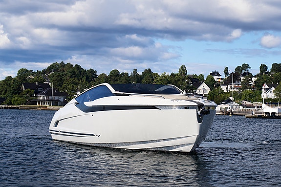 Prisgunstig Fairline F//Line 33 Nå inkl. årets vinteropplag! 17 of 30