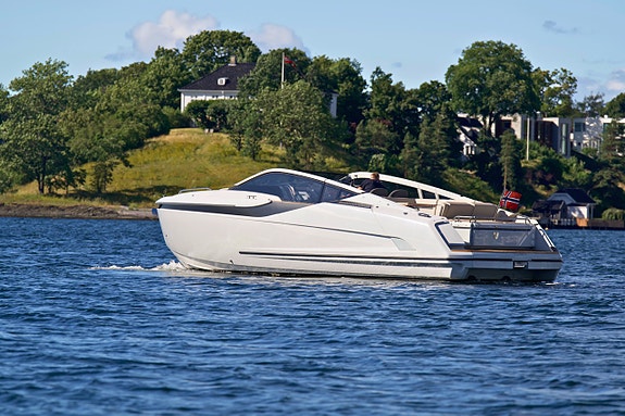 Prisgunstig Fairline F//Line 33 Nå inkl. årets vinteropplag! 8 of 30
