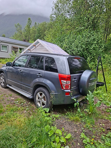 Suzuki Grand Vitara 3 of 5
