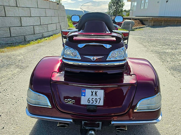Honda GOLD WING 6 of 9