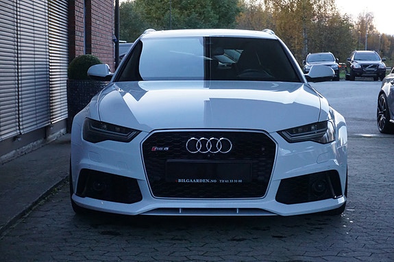 Audi RS6 2 of 25