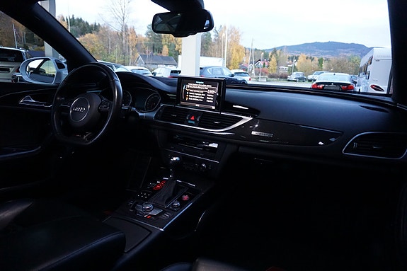 Audi RS6 8 of 25