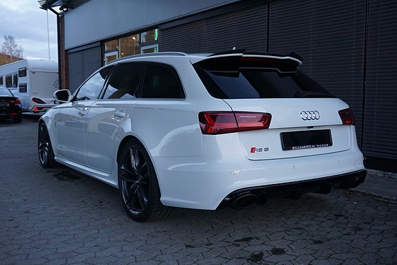 Audi RS6 4 of 25