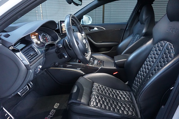 Audi RS6 12 of 25