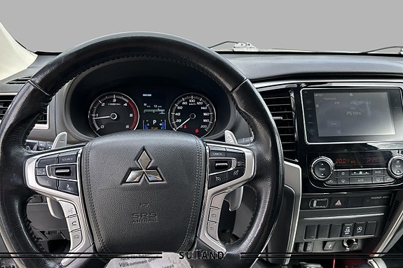 Mitsubishi L200 12 of 20