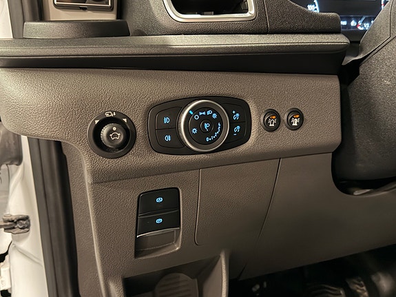 Ford Transit 10 of 30