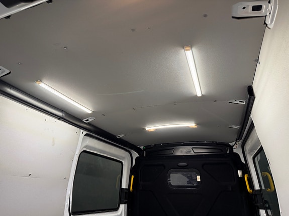 Ford Transit 21 of 30