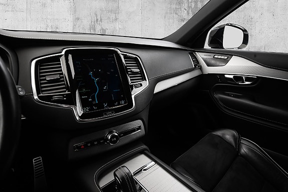 Volvo XC90 18 of 30