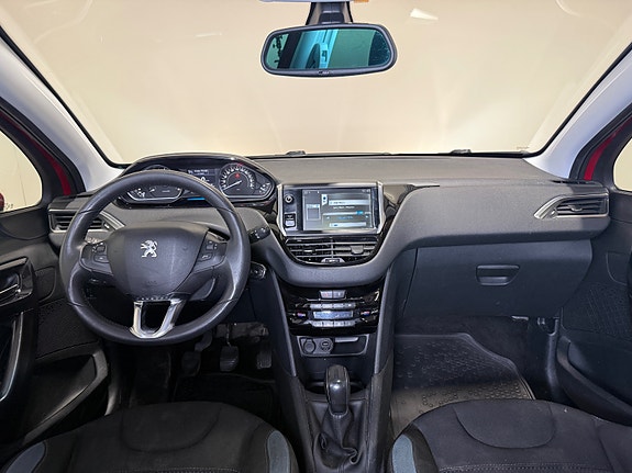 Peugeot 208 25 of 30