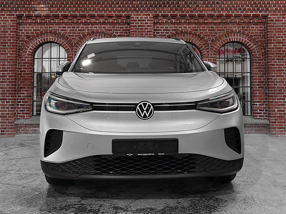 Volkswagen ID.4 GTX 3 of 5