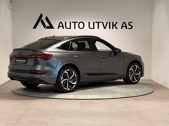 Audi e-tron Sportback 3 of 30