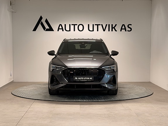 Audi e-tron Sportback 8 of 30