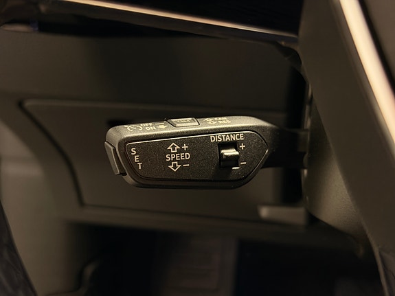 Audi e-tron Sportback 27 of 30