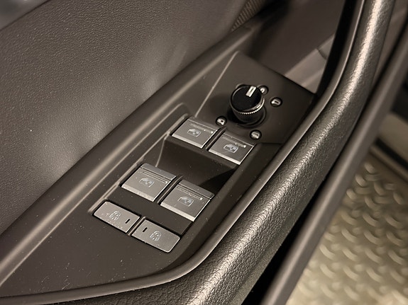 Audi e-tron Sportback 23 of 30