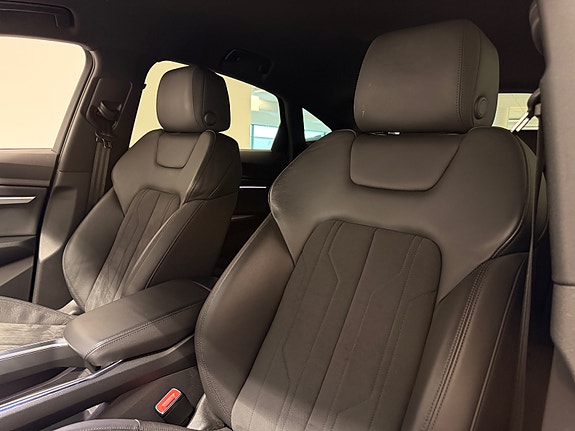Audi e-tron Sportback 19 of 30