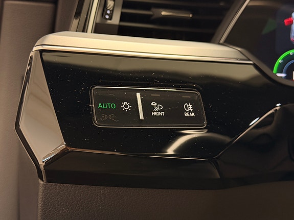 Audi e-tron Sportback 28 of 30