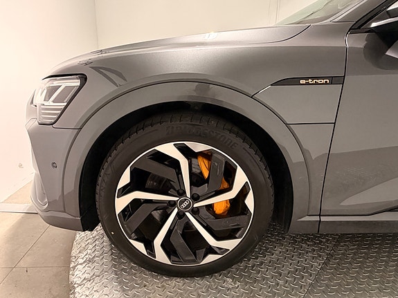 Audi e-tron Sportback 12 of 30