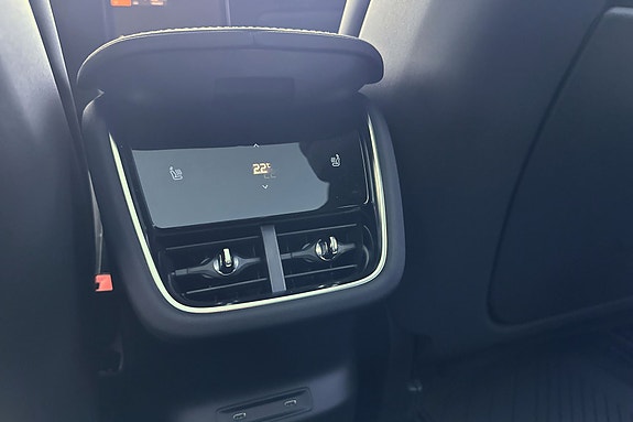 Polestar 3 25 of 30
