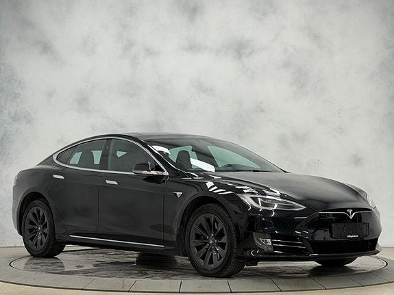 Tesla Model S 5 of 5