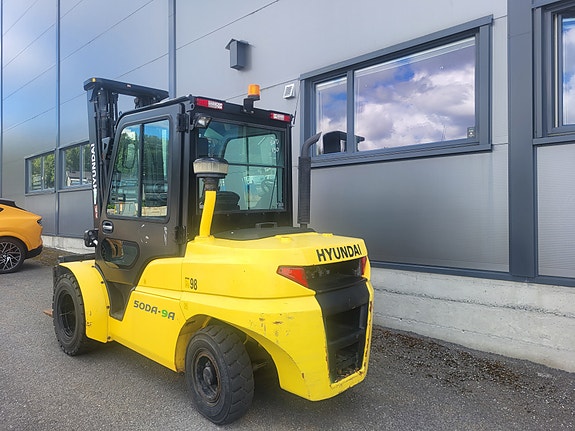Hyundai 50DA-9A. HEL OG FIN MASKIN MED 5T LØFTEKAPASITET- LAVT TIMEANTALL 3 of 10