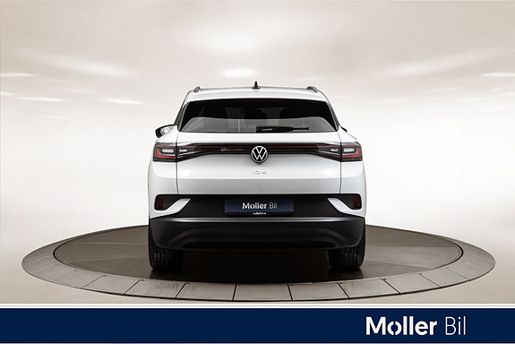Volkswagen ID.4 4 of 5