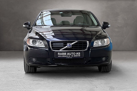 Volvo S80 3 of 5