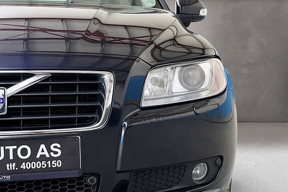 Volvo S80 4 of 5