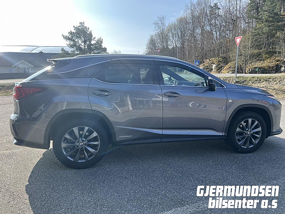 Lexus RX450h 10 of 30
