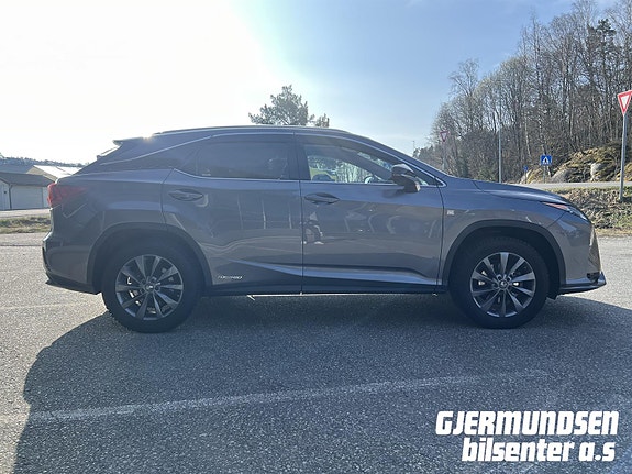 Lexus RX450h 11 of 30
