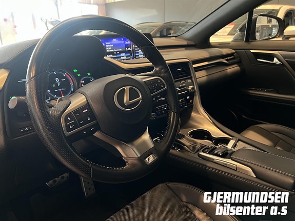 Lexus RX450h 22 of 30