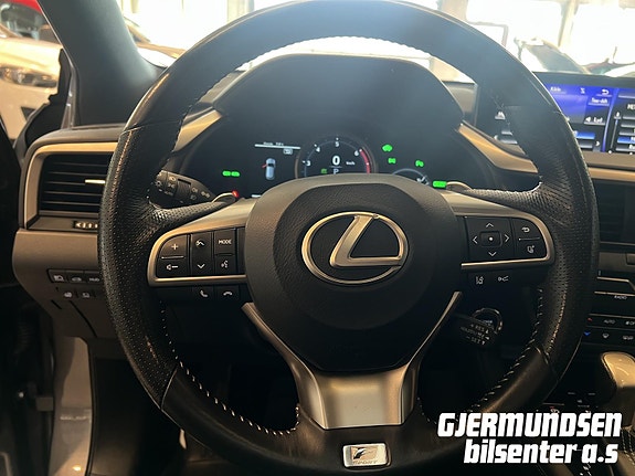 Lexus RX450h 23 of 30