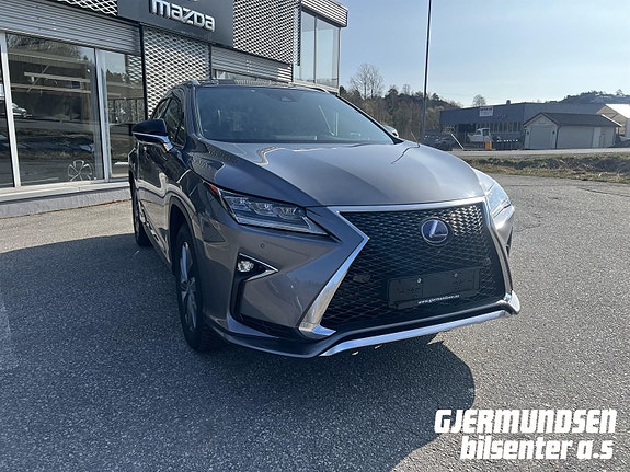 Lexus RX450h 12 of 30