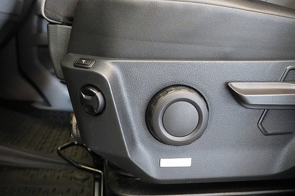 Volkswagen Crafter 11 of 30