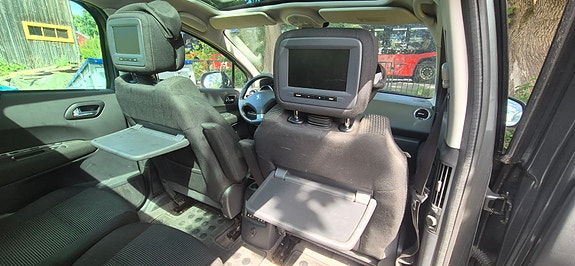 Peugeot 5008 12 of 12