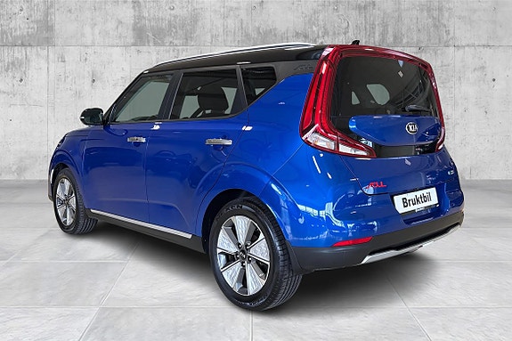 Kia e-Soul 3 of 5