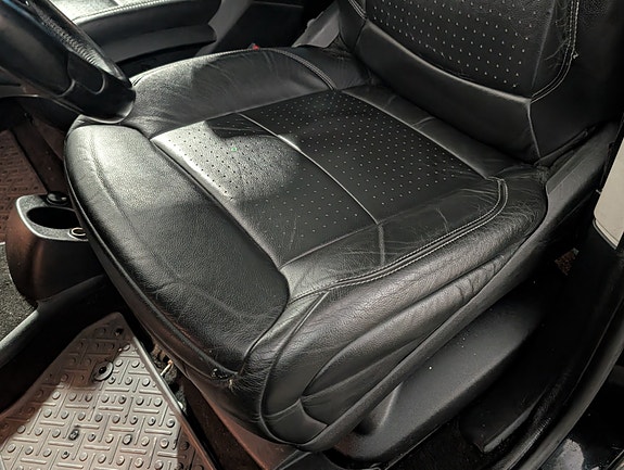 Citroen C4 Picasso 15 of 23
