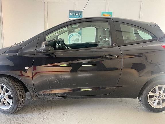 Ford Ka 2 of 5
