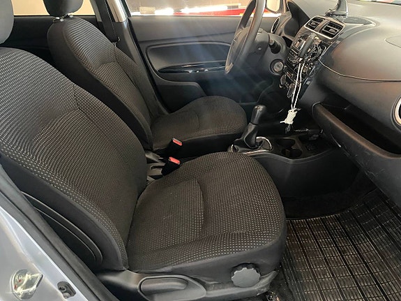Mitsubishi Space Star 10 of 27