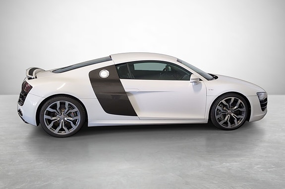 Audi R8 5 of 22