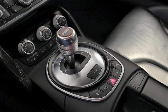 Audi R8 13 of 22