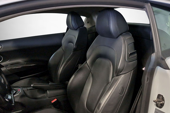 Audi R8 10 of 22