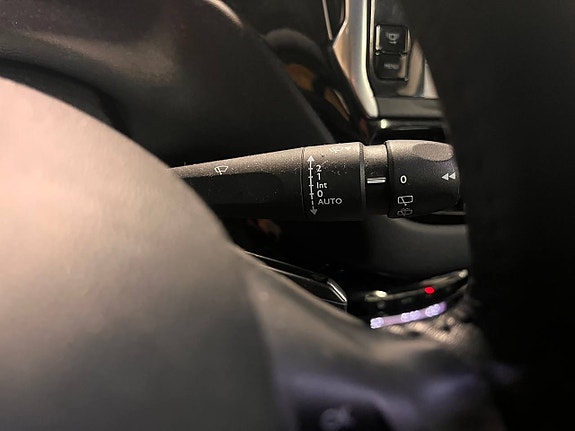 Peugeot 208 17 of 30
