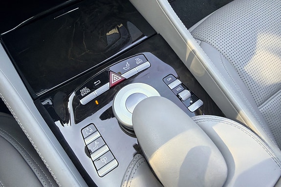 Mercedes-Benz CL63 19 of 22