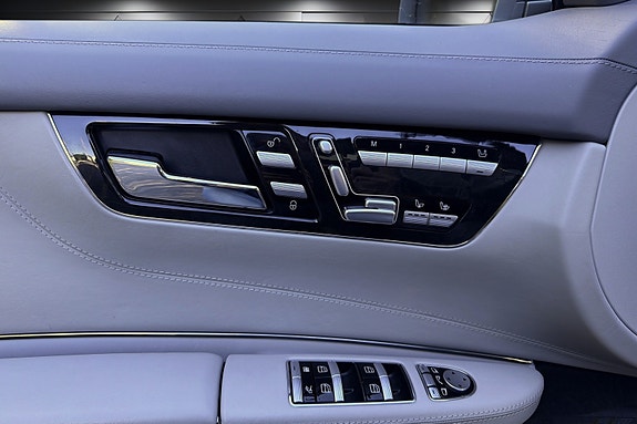 Mercedes-Benz CL63 20 of 22