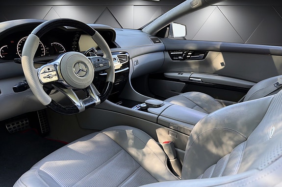 Mercedes-Benz CL63 10 of 22