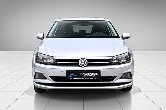 Volkswagen Polo 2 of 20