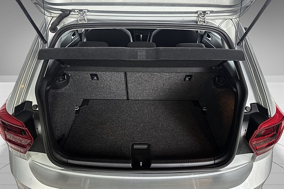 Volkswagen Polo 20 of 20