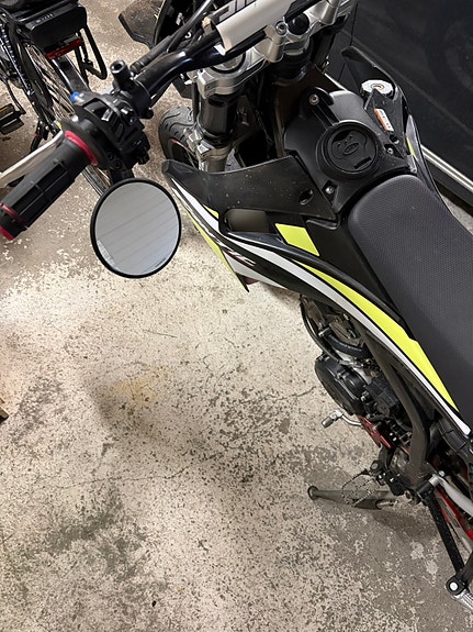 Fantic XMF 125 10 of 15